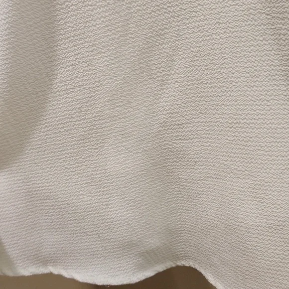 White with floral applications summer or homecoming dress. Size 1/2 - Picture 8 of 16